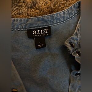 Women’s A.N.A Top, size L